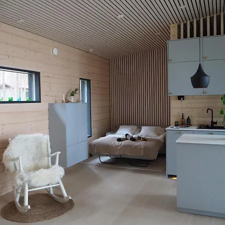וילה Scandinavian Lakeside