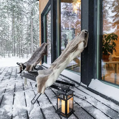 Huvilat Scandinavian Lakeside *