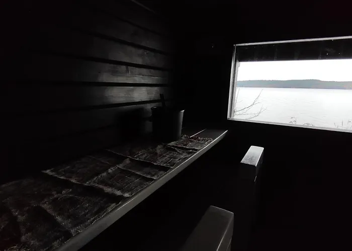 Scandinavian Lakeside Rovaniemi